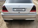 Mercedes-Benz C 240 1998 годаүшін3 800 000 тг. в Актобе – фото 4