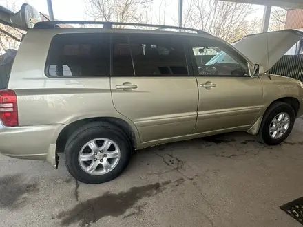 Toyota Highlander 2003 года за 7 500 000 тг. в Алматы – фото 2