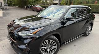 Toyota Highlander 2020 года за 22 500 000 тг. в Караганда