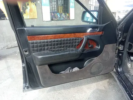 Mercedes-Benz S 320 1995 года за 2 843 400 тг. в Тараз – фото 8
