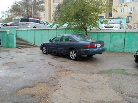 Toyota Camry 2001 года за 3 800 000 тг. в Актау – фото 2