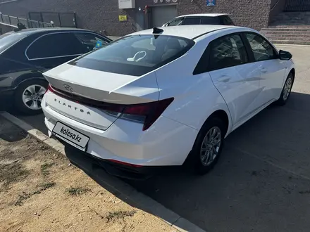 Hyundai Elantra 2021 года за 8 300 000 тг. в Астана – фото 3