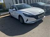 Hyundai Elantra 2021 года за 8 900 000 тг. в Астана – фото 2