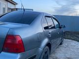 Volkswagen Jetta 2000 года за 2 150 000 тг. в Уральск – фото 4