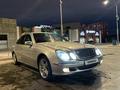 Mercedes-Benz E 320 2004 годаүшін5 200 000 тг. в Актау – фото 3