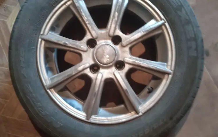 Литые диски в комплекте в отличном состоянии с шевроле спарк в ...