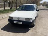 Volkswagen Passat 1991 годаүшін1 270 000 тг. в Караганда
