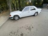 Mercedes-Benz E 260 1989 годаүшін1 370 000 тг. в Алматы – фото 4