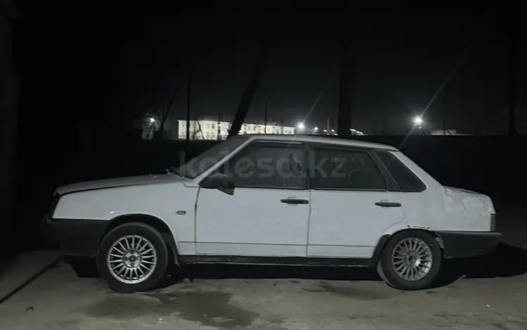 ВАЗ (Lada) 21099 2001 годаүшін400 000 тг. в Тараз