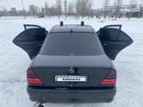 Mercedes-Benz C 230 1996 года за 2 300 000 тг. в Кокшетау – фото 2