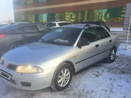 Mitsubishi Carisma 1996 года за 1 850 000 тг. в Астана – фото 2