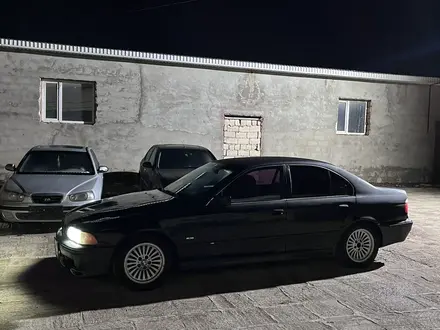 BMW 528 1997 года за 3 000 000 тг. в Актау – фото 23