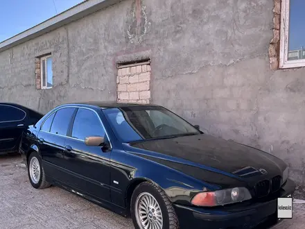 BMW 528 1997 года за 3 000 000 тг. в Актау – фото 6