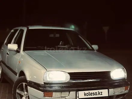 Volkswagen Golf 1993 года за 1 500 000 тг. в Тараз – фото 2