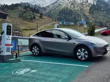 Tesla Model Y, 2021