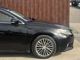 Lexus ES 300h 2014 годаүшін10 800 000 тг. в Алматы – фото 5