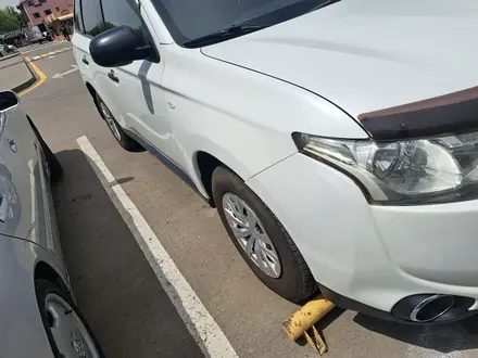 Mitsubishi Outlander 2014 года за 6 200 000 тг. в Алматы – фото 6