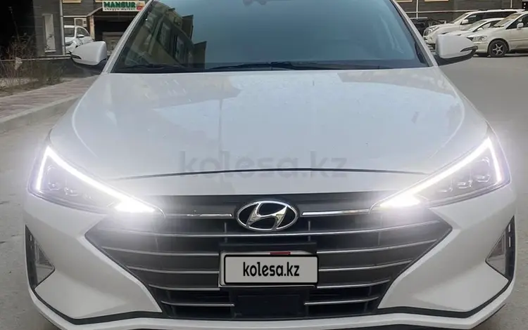 Hyundai Elantra 2019 года за 9 700 000 тг. в Актау