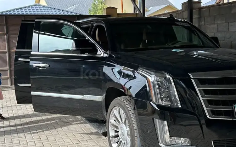 Cadillac Escalade 2017 годаүшін32 000 000 тг. в Алматы