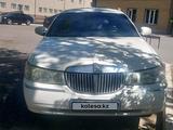 Lincoln Town Car 1999 годаfor850 000 тг. в Караганда