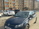 Volkswagen Polo 2013 года за 3 300 000 тг. в Актобе – фото 2