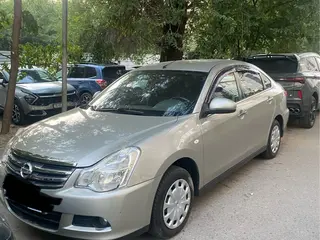 Nissan Almera