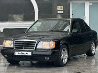 Mercedes-Benz E 280 1993 года за 2 800 000 тг. в Астана