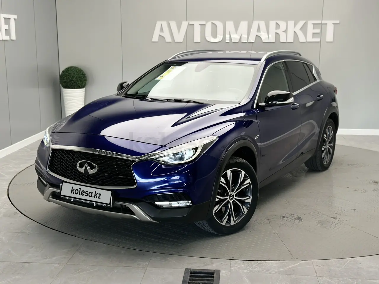 Infiniti QX30, 2017