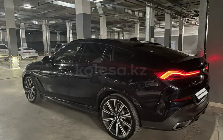 BMW X6 2021 года за 47 000 000 тг. в Астана