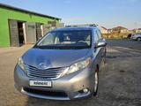 Toyota Sienna 2013 года за 12 900 000 тг. в Айтеке би