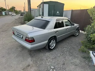 Mercedes-Benz E 280