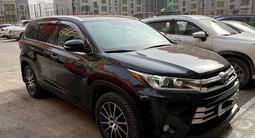 Toyota Highlander 2017 годаүшін15 500 000 тг. в Атырау