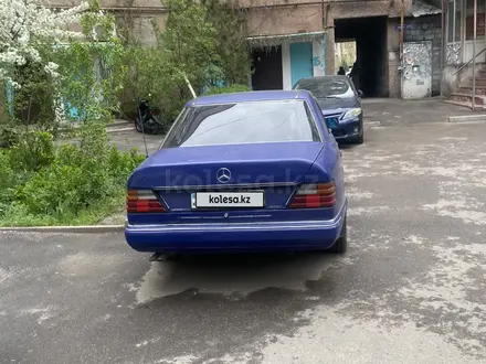 Mercedes-Benz E 300 1990 годаүшін1 050 000 тг. в Алматы – фото 5