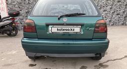 Volkswagen Golf 1997 года за 2 500 000 тг. в Алматы – фото 3