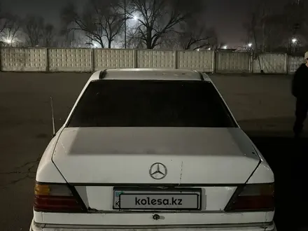 Mercedes-Benz E 230 1988 годаүшін1 000 000 тг. в Алматы – фото 2