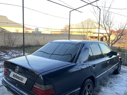 Mercedes-Benz E 280 1995 года за 2 000 000 тг. в Шымкент