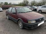 Volkswagen Passat 1992 года за 500 000 тг. в Караганда