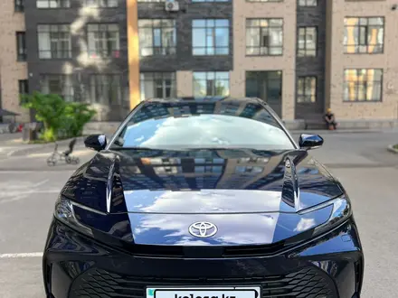 Toyota Camry 2026 года за 20 000 000 тг. в Семей – фото 2