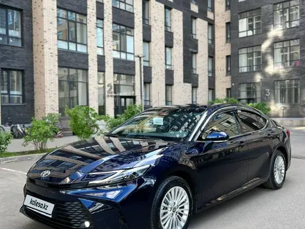 Toyota Camry 2026 года за 20 000 000 тг. в Семей