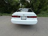 Toyota Camry 1998 года за 2 100 000 тг. в Павлодар