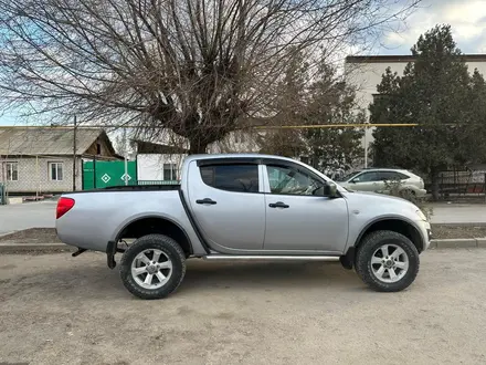 Mitsubishi L200 2013 года за 7 500 000 тг. в Алматы – фото 2