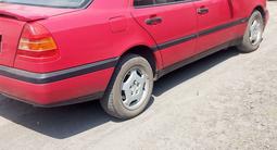 Mercedes-Benz C 180 1994 года за 2 600 000 тг. в Тайынша – фото 3