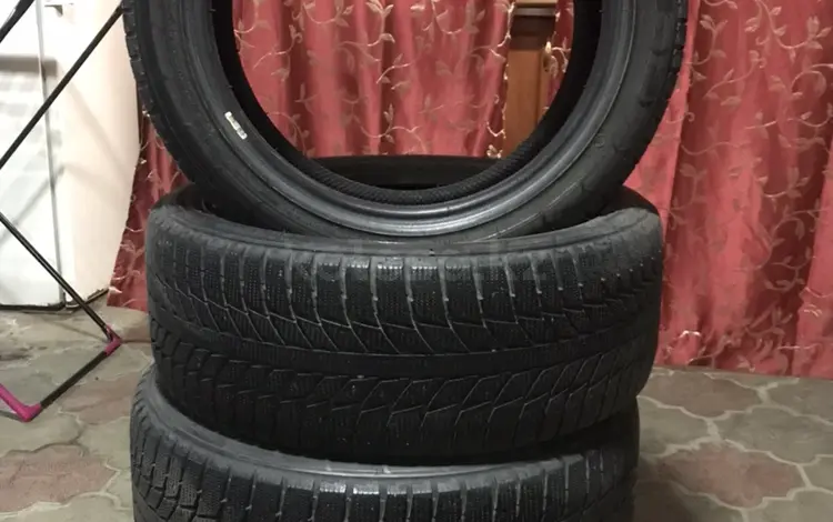 Зимняя резина 235/45 R18 за 85 000 тг. в Алматы