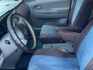 Mazda MPV, 2004