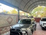 Toyota 4Runner 2014 года за 16 000 000 тг. в Алматы