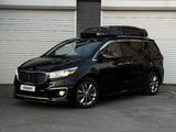 Kia Carnival 2017 года за 12 000 000 тг. в Шымкент – фото 2