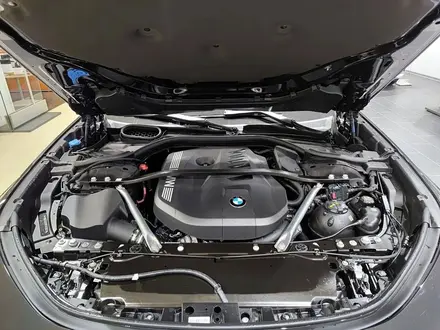 BMW 740 XDrive 3.0 2025 года за 69 700 000 тг. в Алматы – фото 17