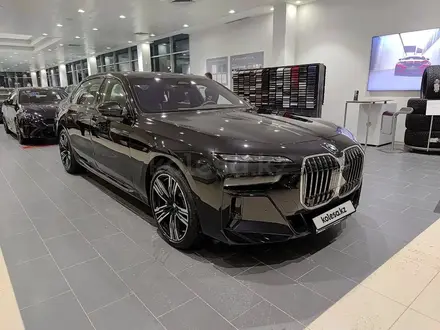 BMW 740 XDrive 3.0 2025 года за 69 700 000 тг. в Алматы