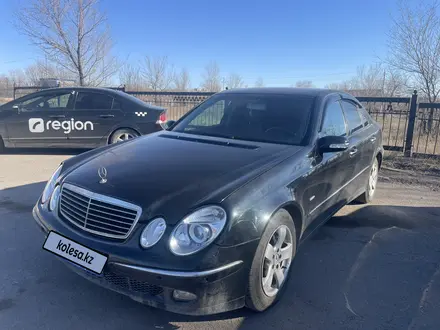 Mercedes-Benz E 200 2004 года за 4 000 000 тг. в Астана – фото 9