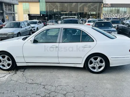 Mercedes-Benz E 320 2001 года за 5 700 000 тг. в Шымкент – фото 9